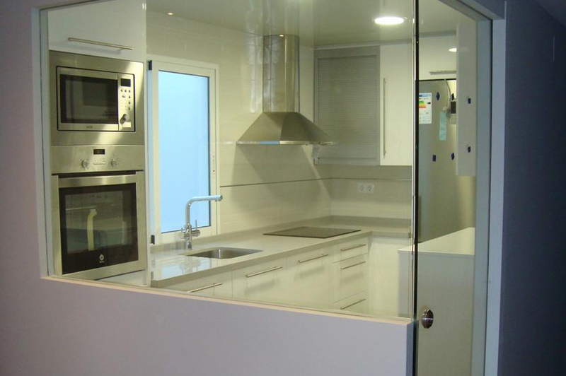 ventana fija de vidrio