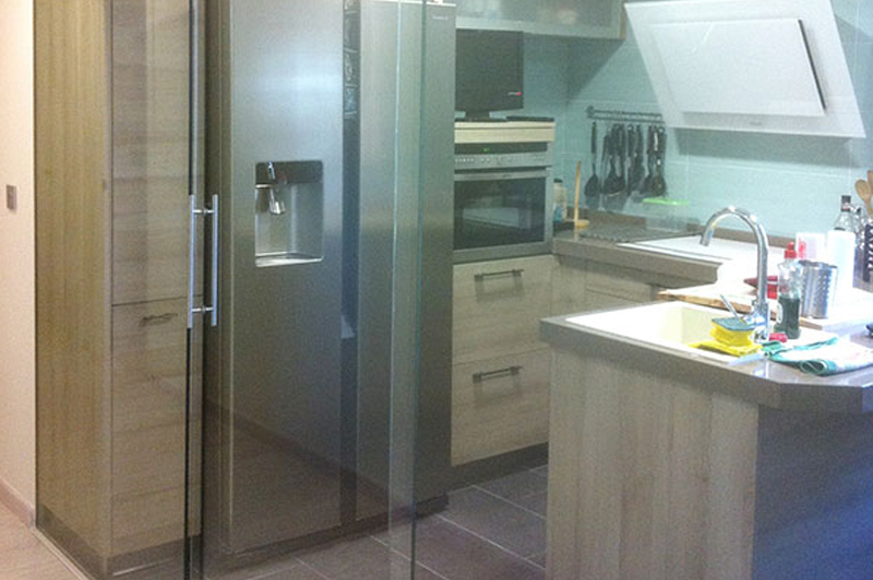 ijos de vidrio con puerta 
              corredera